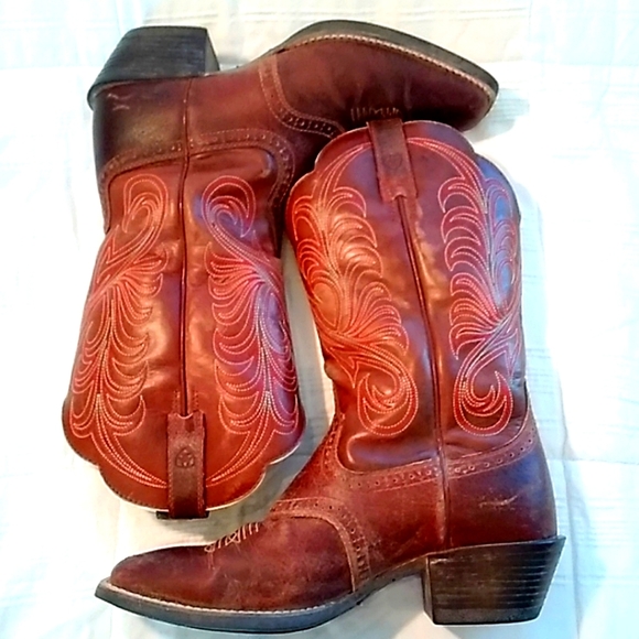 Ariat Cowboy Boots - Picture 5 of 14